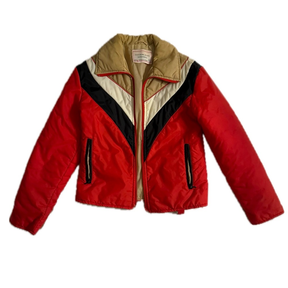 Perfect rare 70s vintage red and black design ski jacket